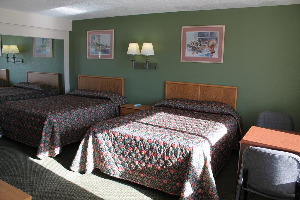 American Motor Inn - רוק איילנד מראה חיצוני תמונה